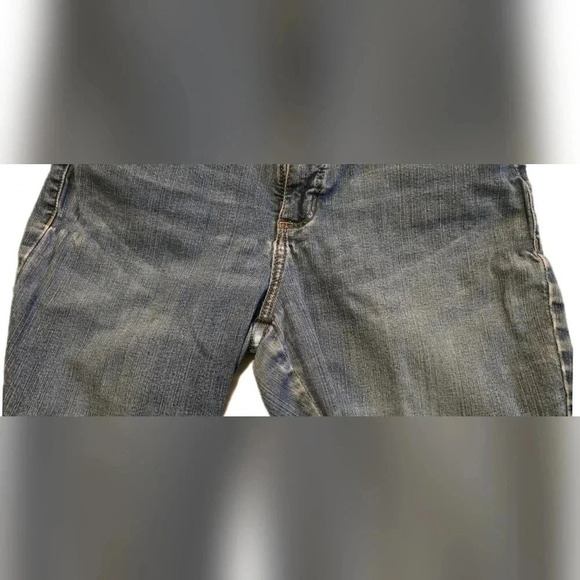 Lee, Size 10, Slender Secret Bootcut Jeans - Picture 7 of 10